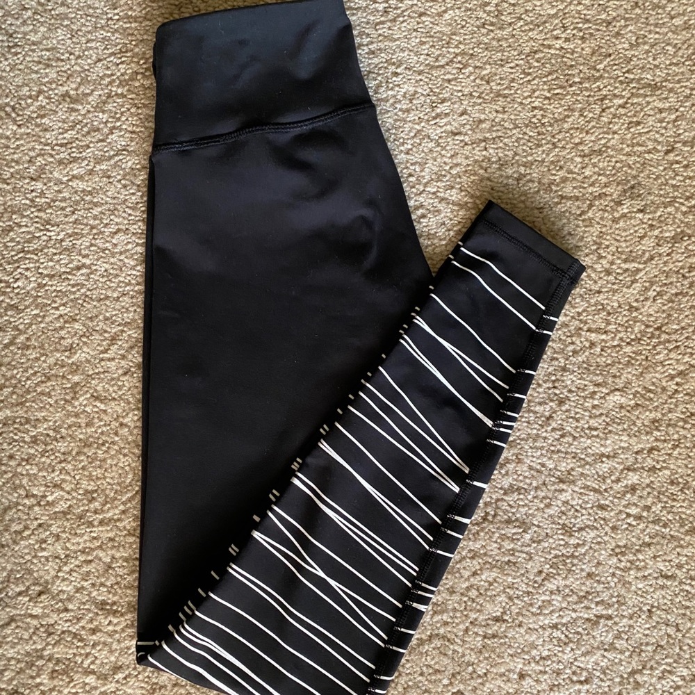 Old Navy Mid Rise Legging
